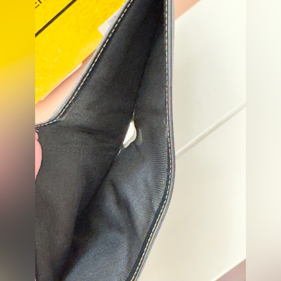 His / Hers Fendi New Vintage Wallets - Picture 6 of 16